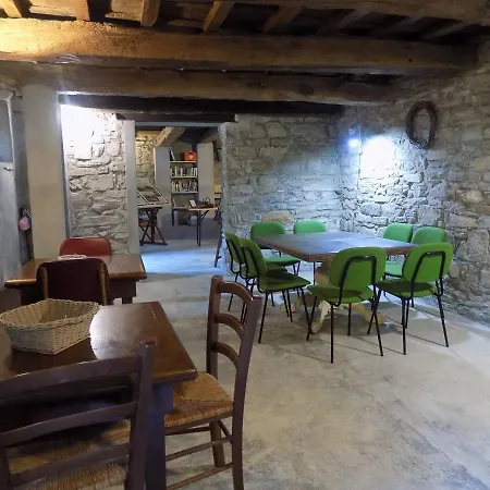 Vakantiehuis Deluxe In With Pool